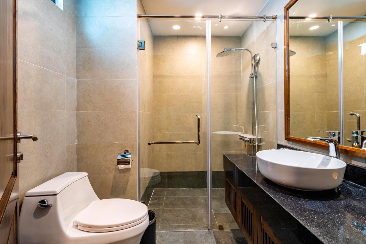 Sea Breeze Condotel Danang מראה חיצוני תמונה